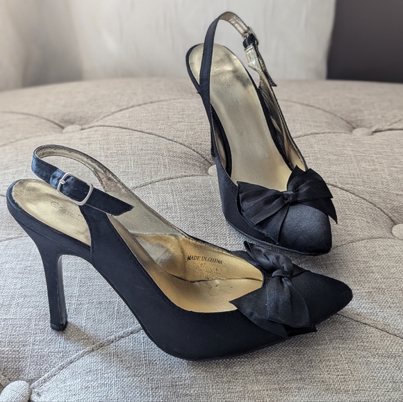 Satin Bow Pumps by Costa Blanca X - Picture 11 of 11